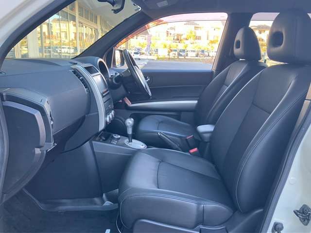 NISSAN X-TRAIL 4WD 2010