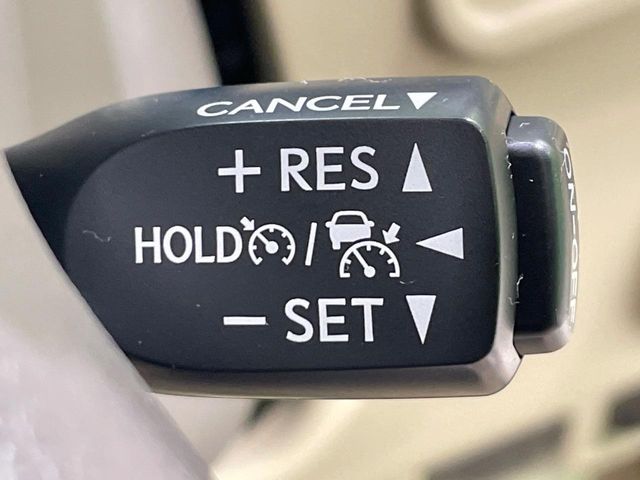 TOYOTA LANDCRUISER PRADO 2018