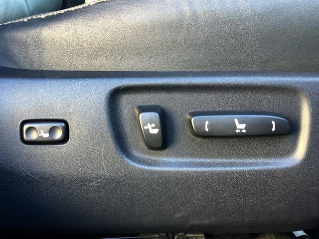 TOYOTA LEXUS HS250h 2012