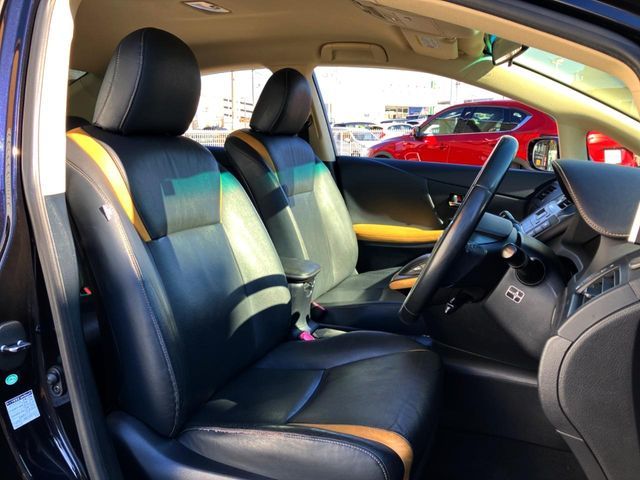 TOYOTA LEXUS HS250h 2012