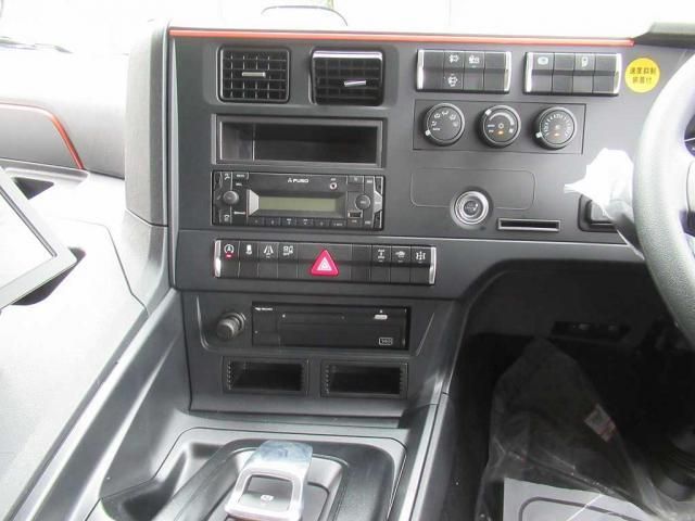 MITSUBISHI FUSOU SUPER GREAT 2025