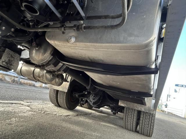 MITSUBISHI FUSOU SUPER GREAT 2021