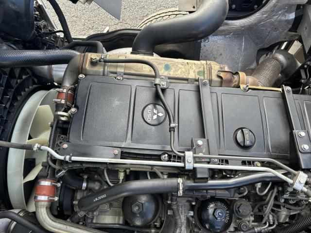 MITSUBISHI FUSOU SUPER GREAT 2021