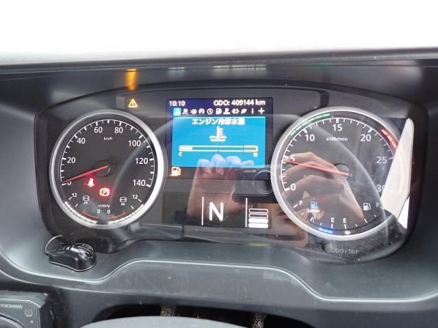 NISSAN DIESEL Quon 2021