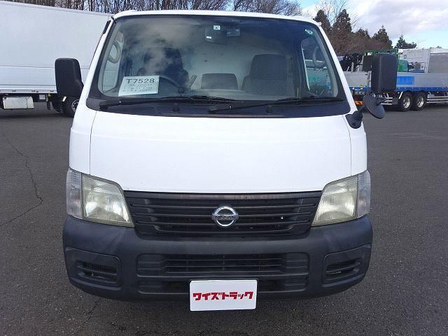 NISSAN CARAVAN van 2WD 2005