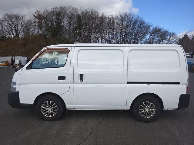 NISSAN CARAVAN van 2WD 2005