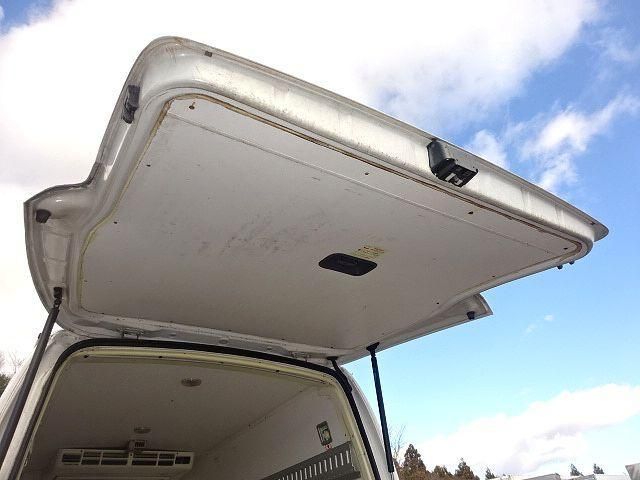 NISSAN CARAVAN van 2WD 2005