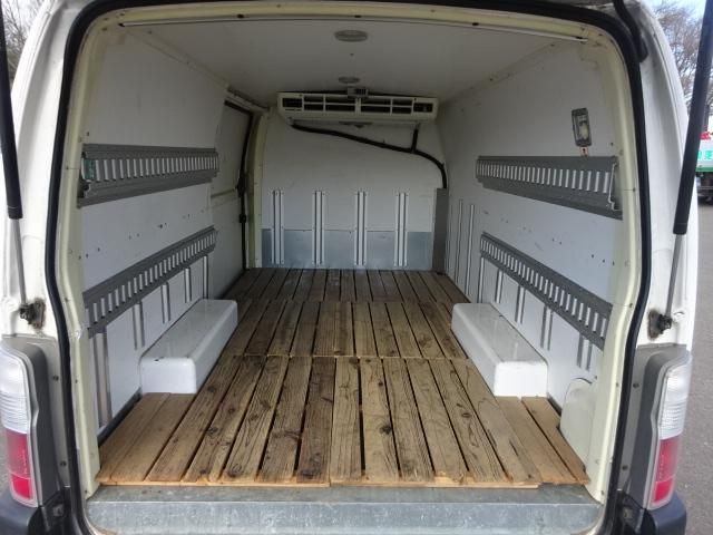 NISSAN CARAVAN van 2WD 2005