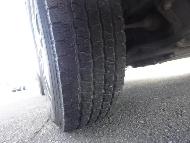 NISSAN CARAVAN van 2WD 2005