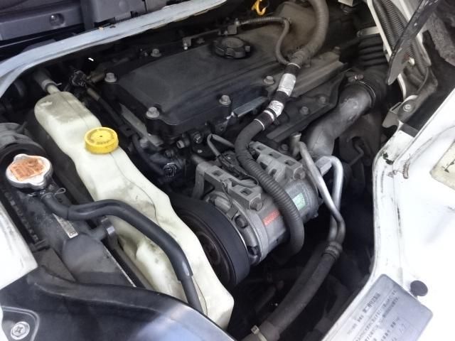 NISSAN CARAVAN van 2WD 2005