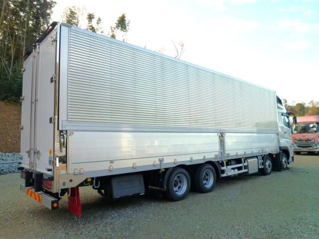 MITSUBISHI FUSOU SUPER GREAT 2025