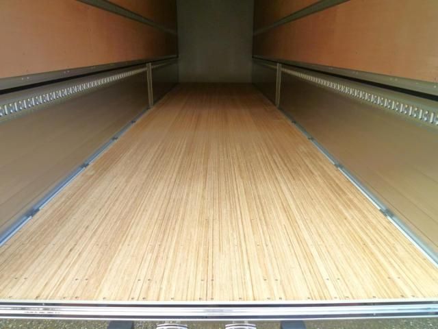 MITSUBISHI FUSOU SUPER GREAT 2025