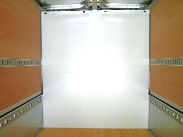 MITSUBISHI FUSOU SUPER GREAT 2025