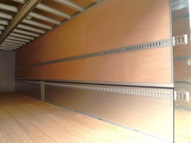 MITSUBISHI FUSOU SUPER GREAT 2025