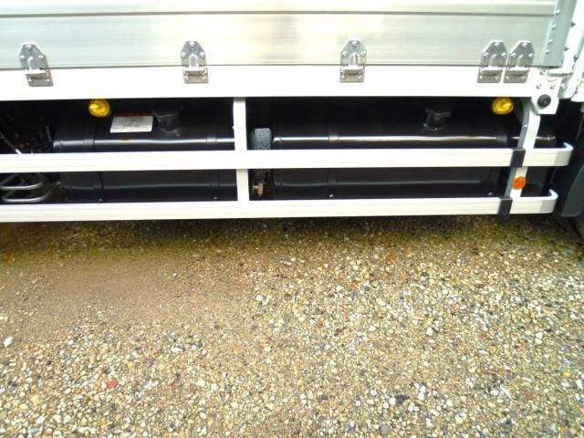 MITSUBISHI FUSOU SUPER GREAT 2025