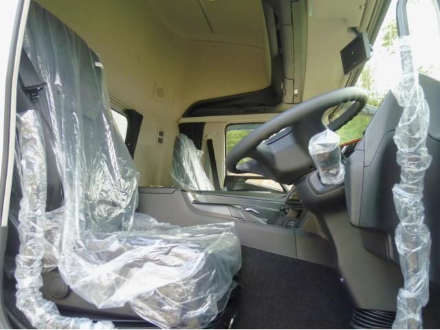 MITSUBISHI FUSOU SUPER GREAT 2025