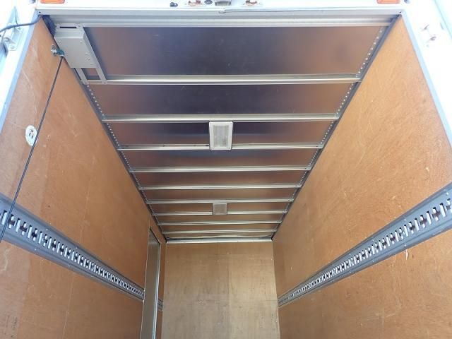 MITSUBISHI CANTER 2019