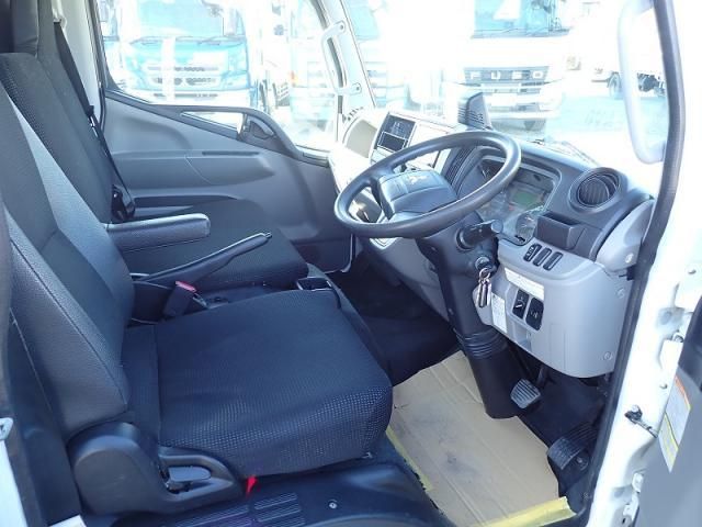MITSUBISHI CANTER 2019