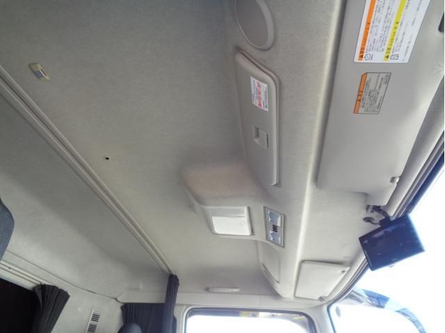 MITSUBISHI FUSOU SUPER GREAT 2021