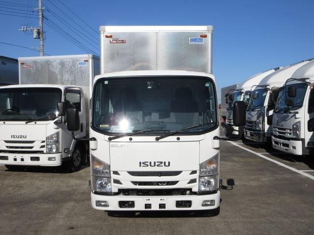 ISUZU ELF 2019