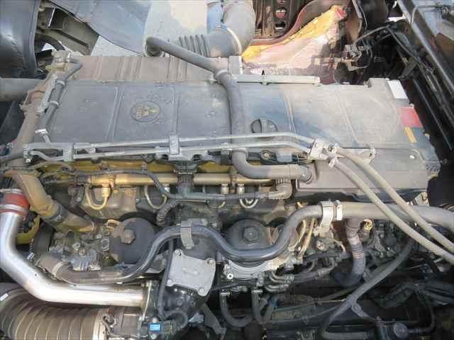 MITSUBISHI FUSOU SUPER GREAT 2015