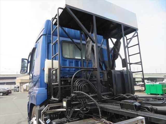 MITSUBISHI FUSOU SUPER GREAT 2015