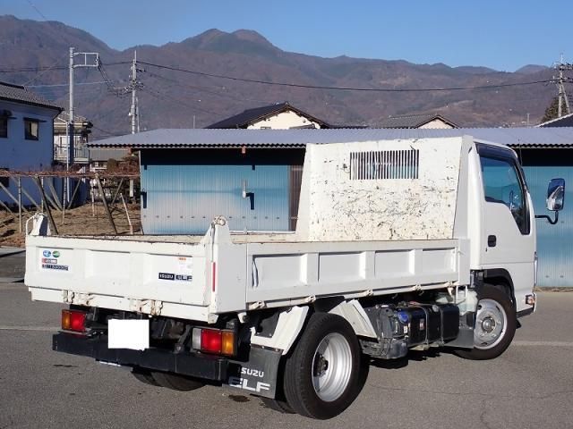 ISUZU ELF 2023