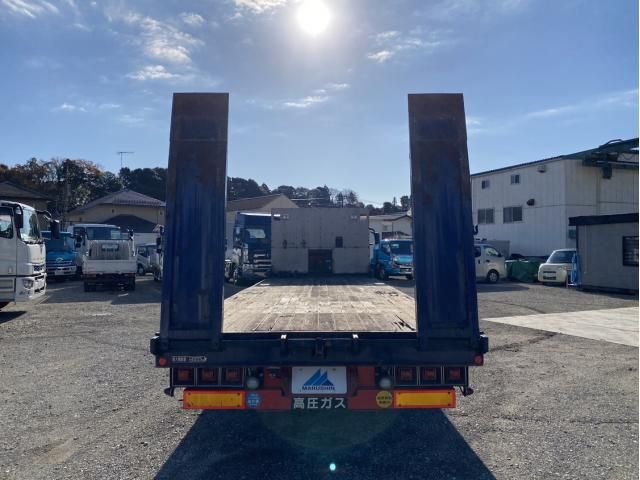 NISSAN DIESEL BigThumb 2001