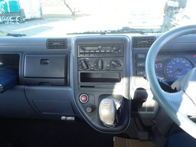 MITSUBISHI CANTER 2005