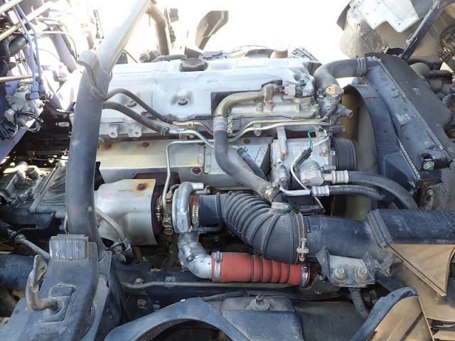 MITSUBISHI CANTER 2005