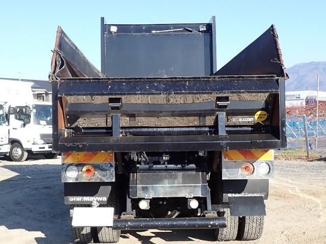 MITSUBISHI FUSOU SUPER GREAT 2021