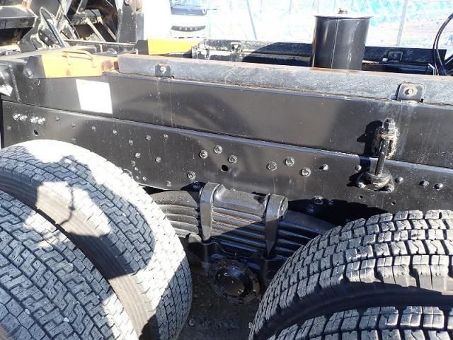 MITSUBISHI FUSOU SUPER GREAT 2021