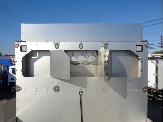 MITSUBISHI FUSOU SUPER GREAT 2022