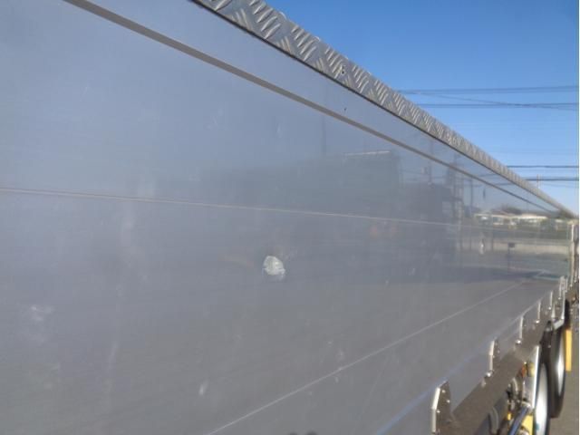 MITSUBISHI FUSOU SUPER GREAT 2022