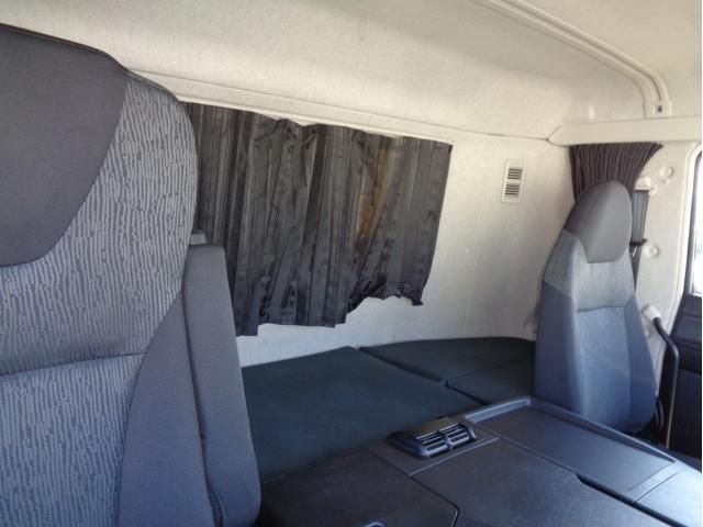 MITSUBISHI FUSOU SUPER GREAT 2022