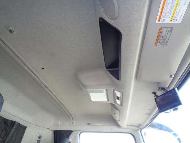 MITSUBISHI FUSOU SUPER GREAT 2022