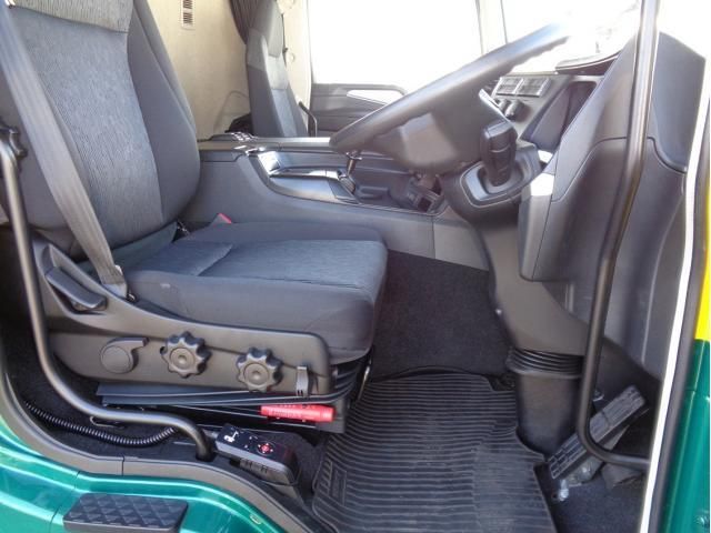 MITSUBISHI FUSOU SUPER GREAT 2022