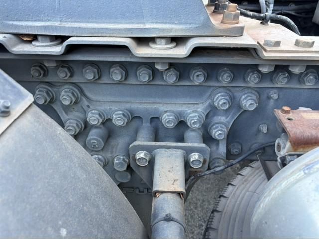 MITSUBISHI FUSOU SUPER GREAT 2016