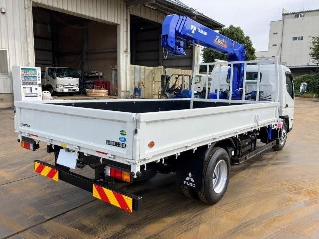 MITSUBISHI CANTER 2025