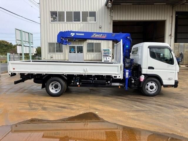 MITSUBISHI CANTER 2025