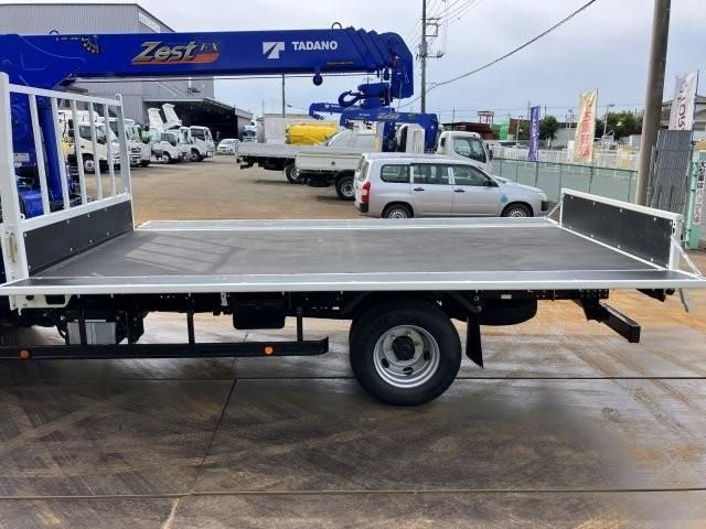 MITSUBISHI CANTER 2025