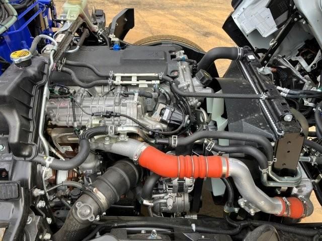 MITSUBISHI CANTER 2025