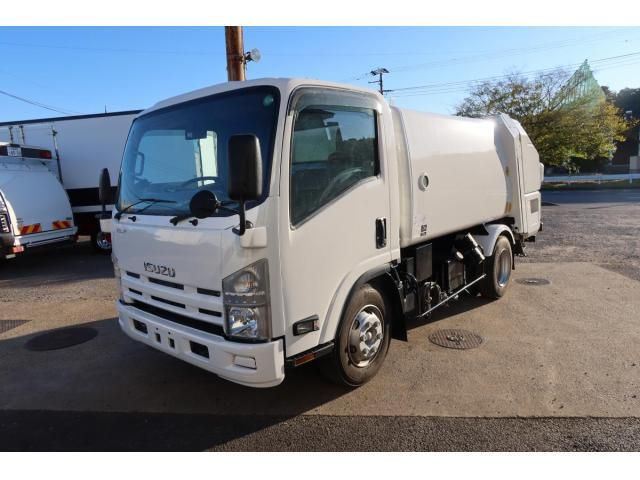 ISUZU ELF 2008