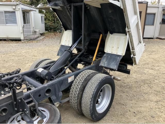 MITSUBISHI CANTER 2020