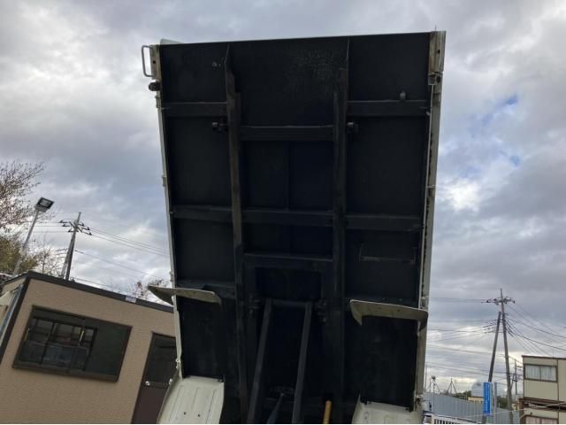 MITSUBISHI CANTER 2020