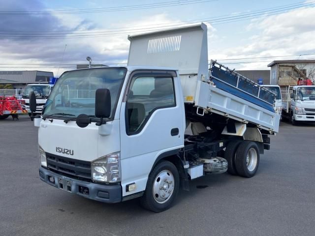 ISUZU ELF 2013