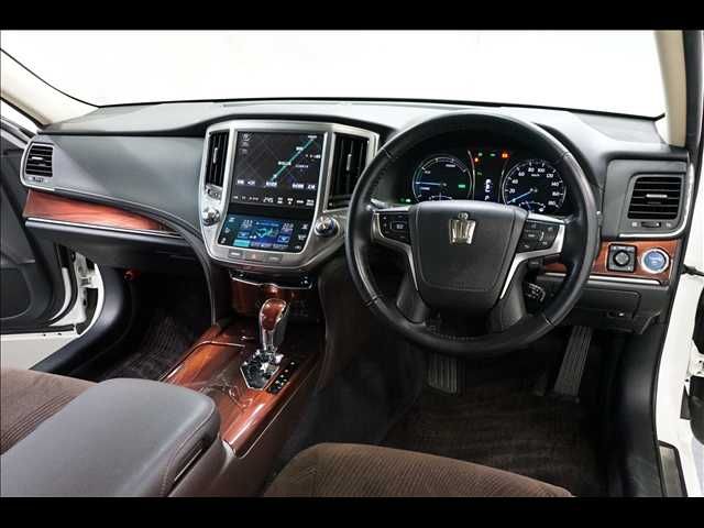 TOYOTA CROWN sedan hybrid 2014