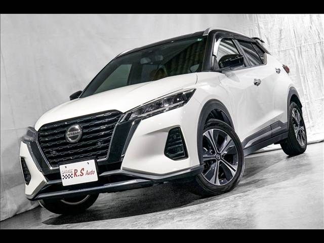 NISSAN KICKS 2020