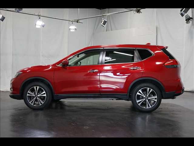 NISSAN X-TRAIL 2WD 2018