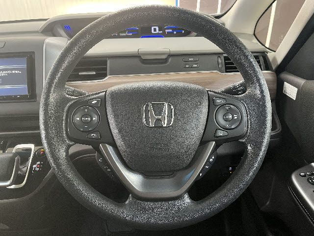 HONDA FREED HYBRID 4WD 2021